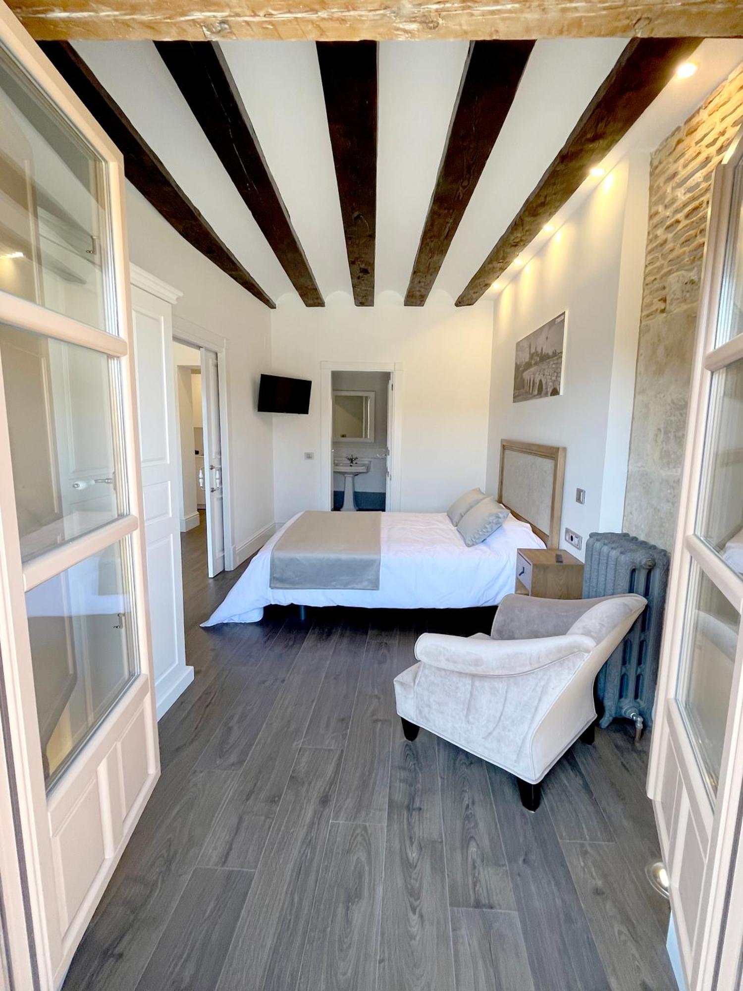 Apartamentos El Mirador Del Poeta Саламанка Номер фото